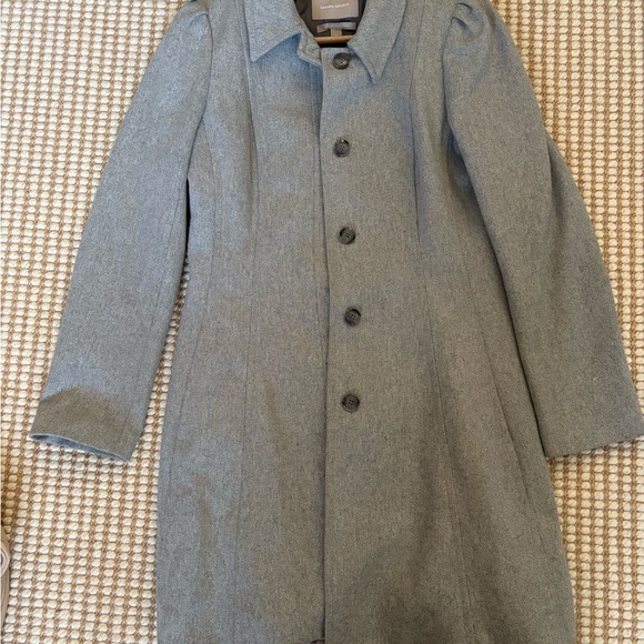 Banana Republic Jackets & Blazers - Banana Republic Gray Wool Coat – Size M | Tailored & Timeless